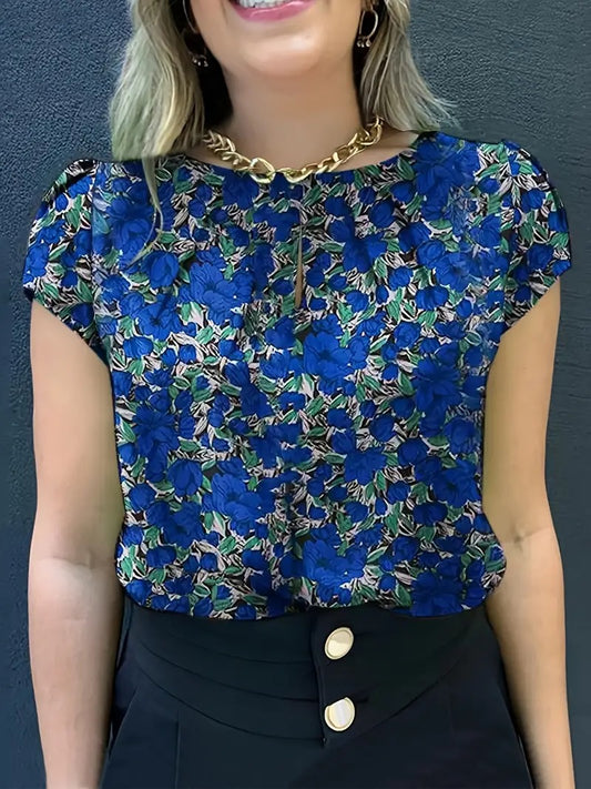 Blusa de Flores Azules con Mangas Cortas y Cuello Redondo